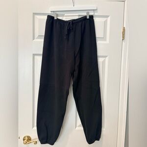 SKIMS Black Sweatpants – Size Medium – Excellent Condition